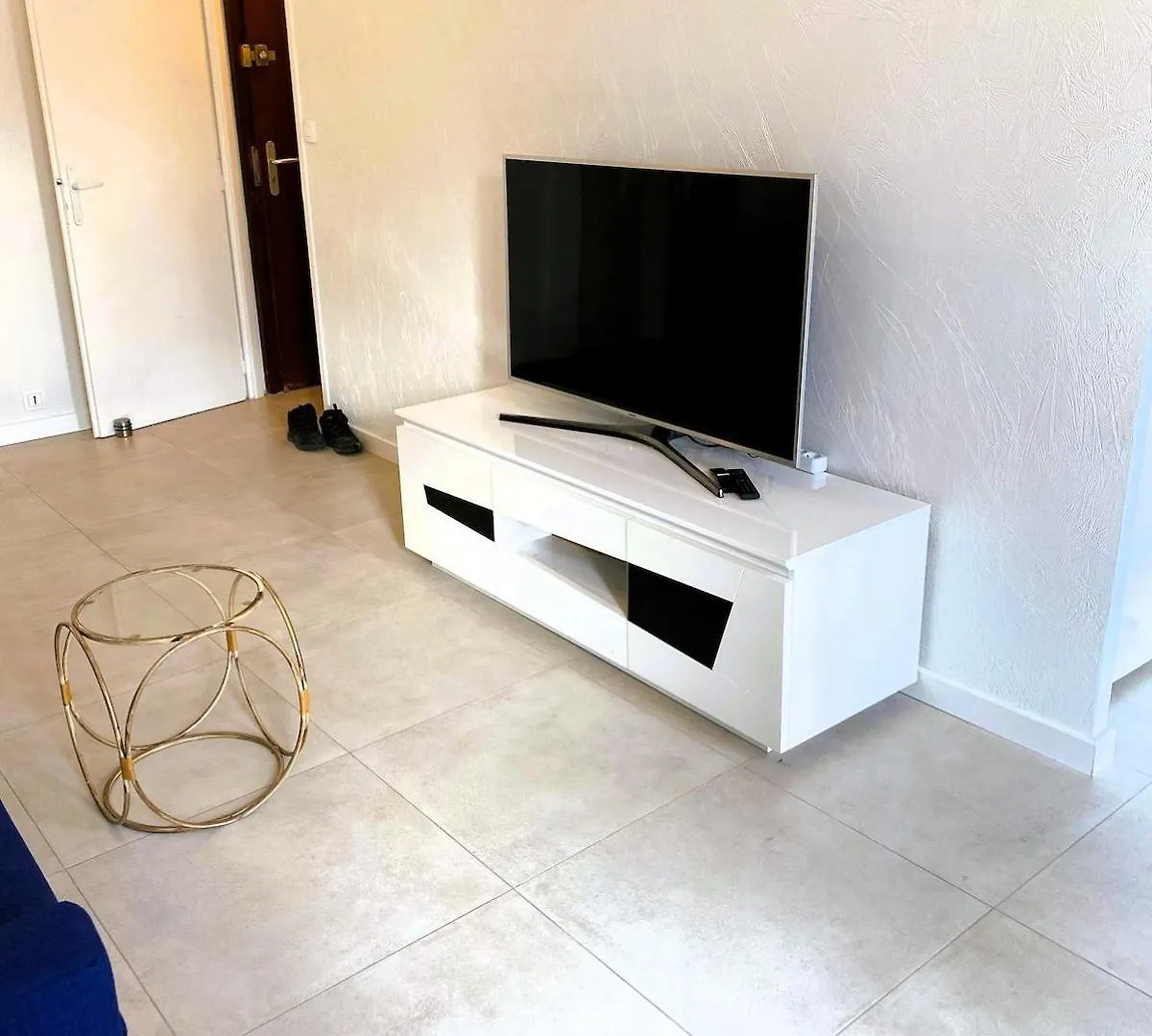 Cozy Studio Avec Balcon Aux Portes De Geneve Ambilly 0*,  France