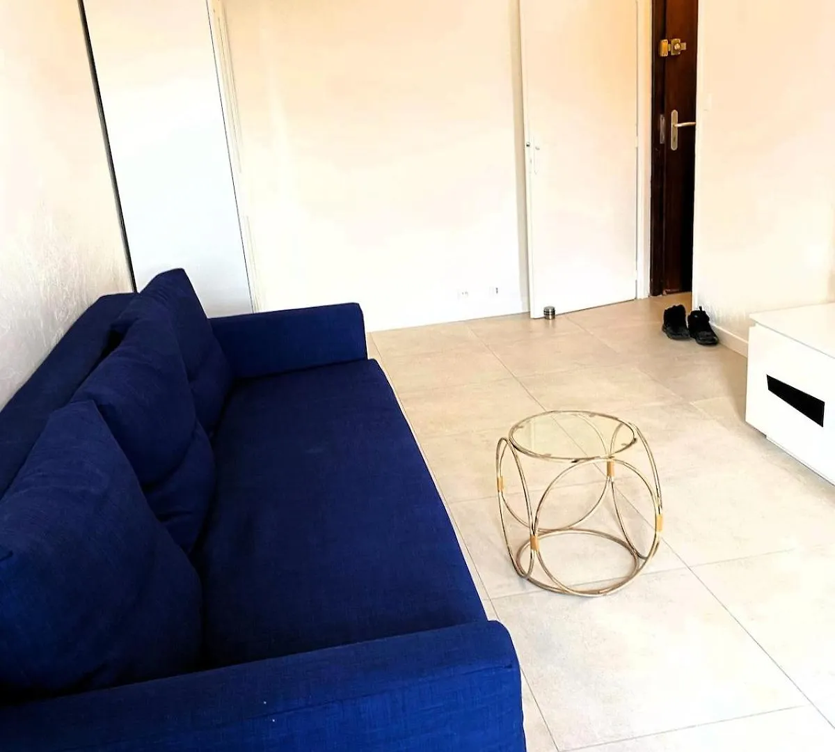 Cozy Studio Avec Balcon Aux Portes De Geneve Ambilly